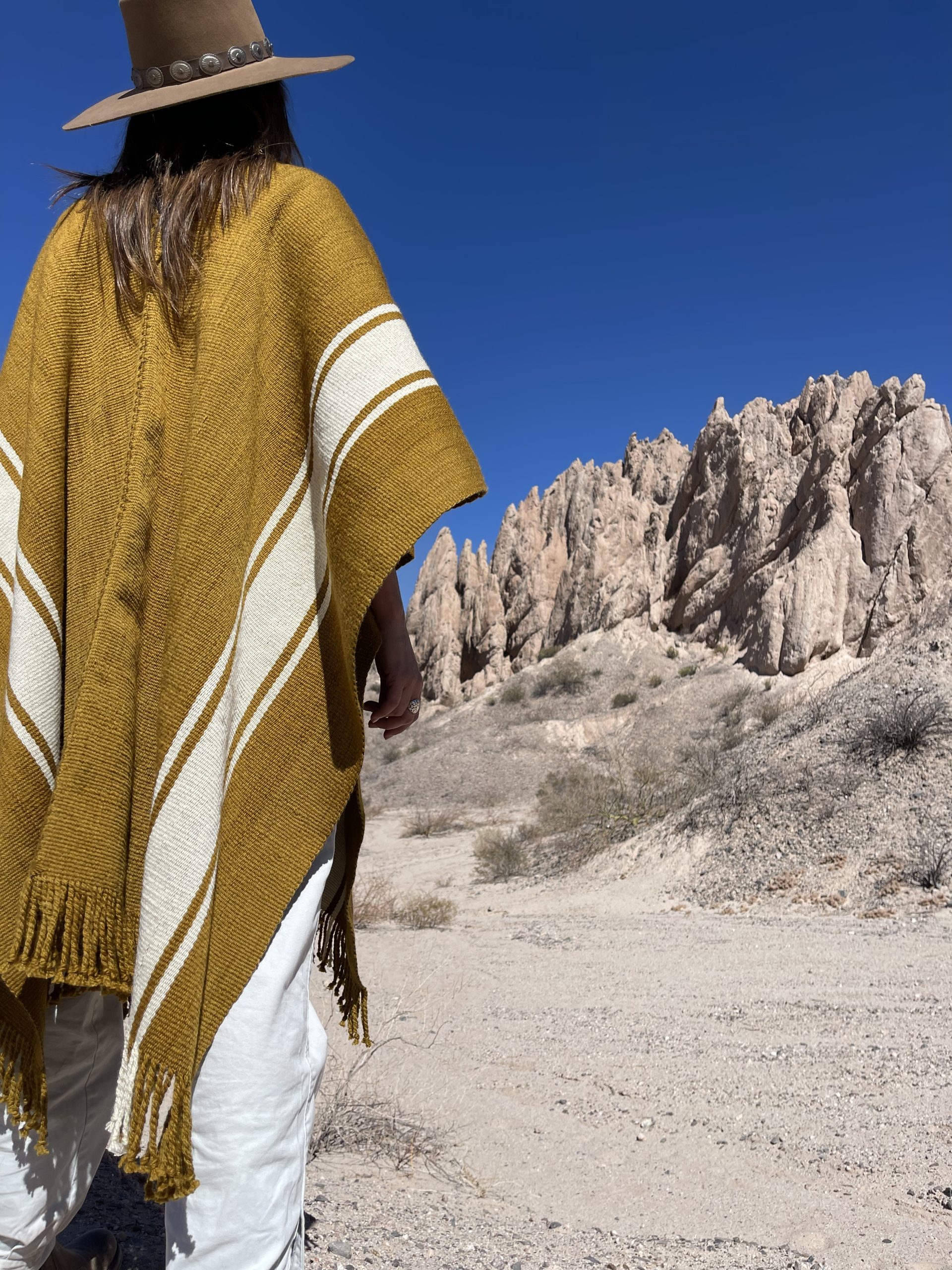 Poncho de Lana - Image 2