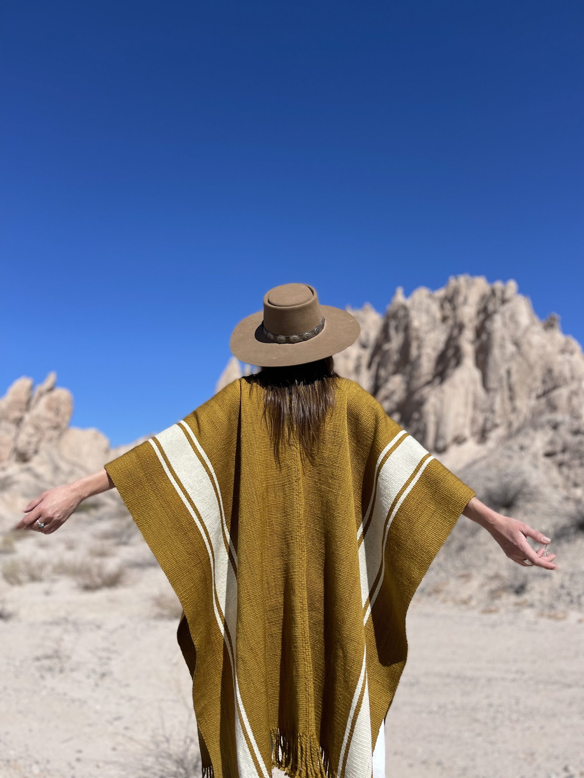 Poncho de Lana - Image 3